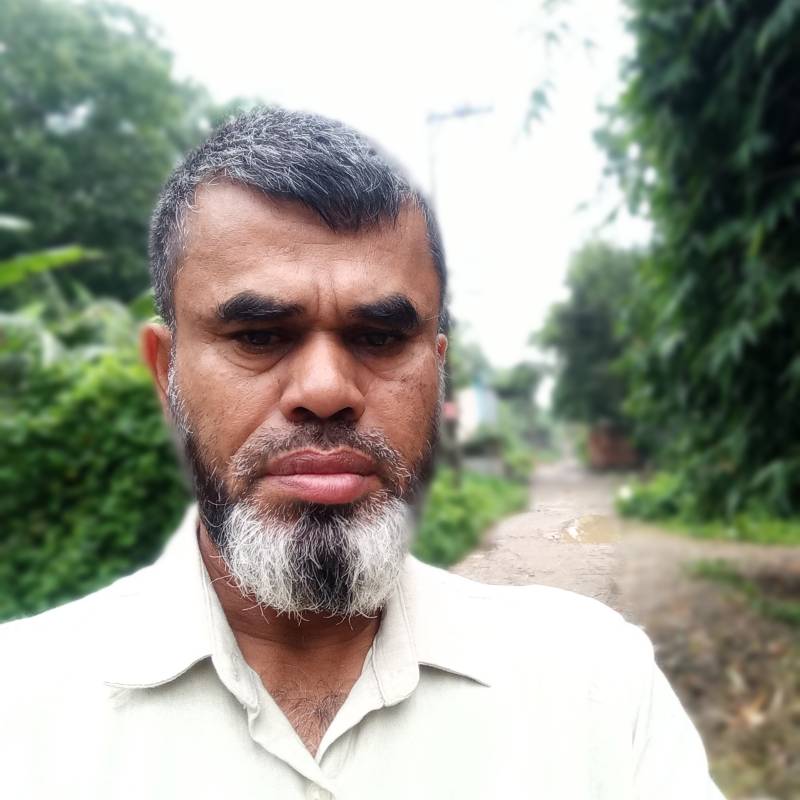 Rahamat, 52, La Escala