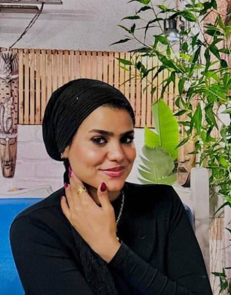 Farida, 35, Pilich