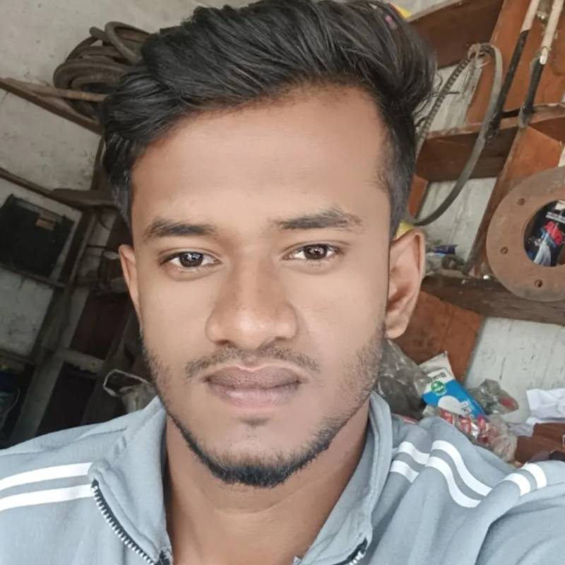 Nazmul, 24, Bangladesh