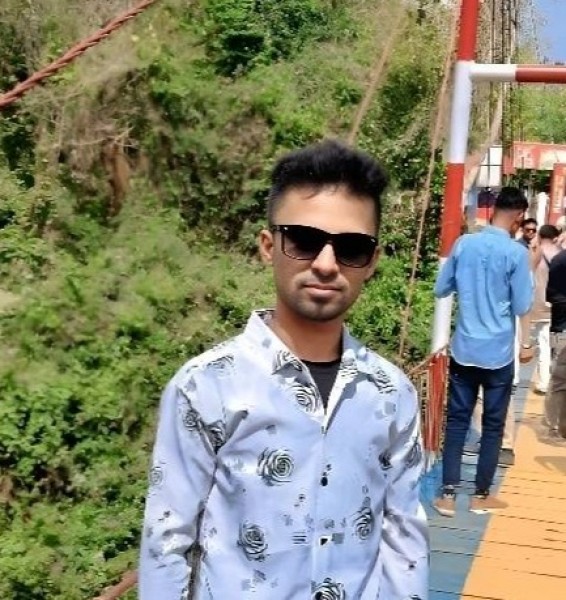 Monowar, 26, Chamusca