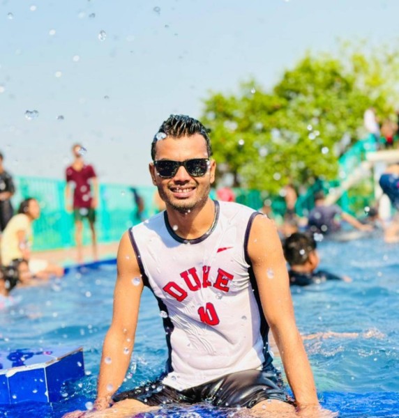 Rakib, 26, Diffa