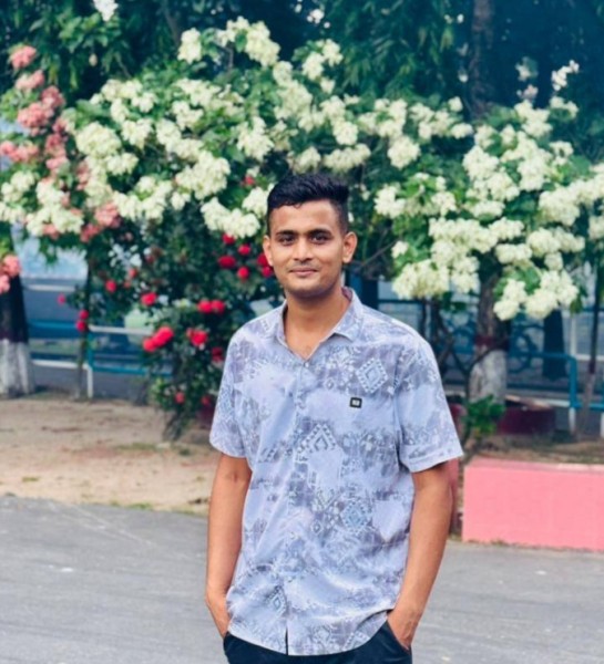Reyaz uddin, 28, Nouna