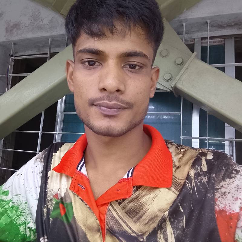 Jakir, 28, Crates