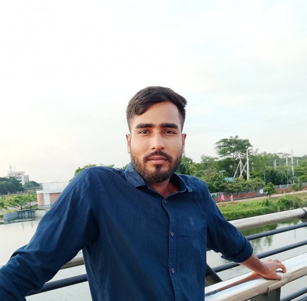Tanbeer, 28, New