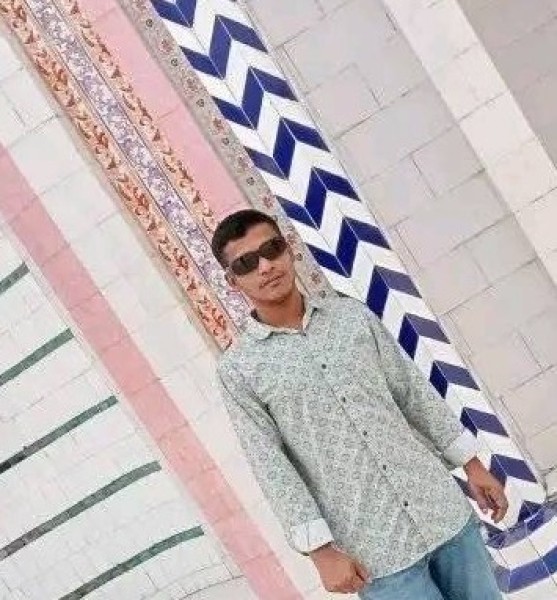 Roky, 23, Engels