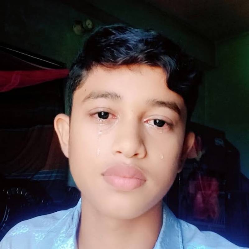 Roman, 18, Igarat