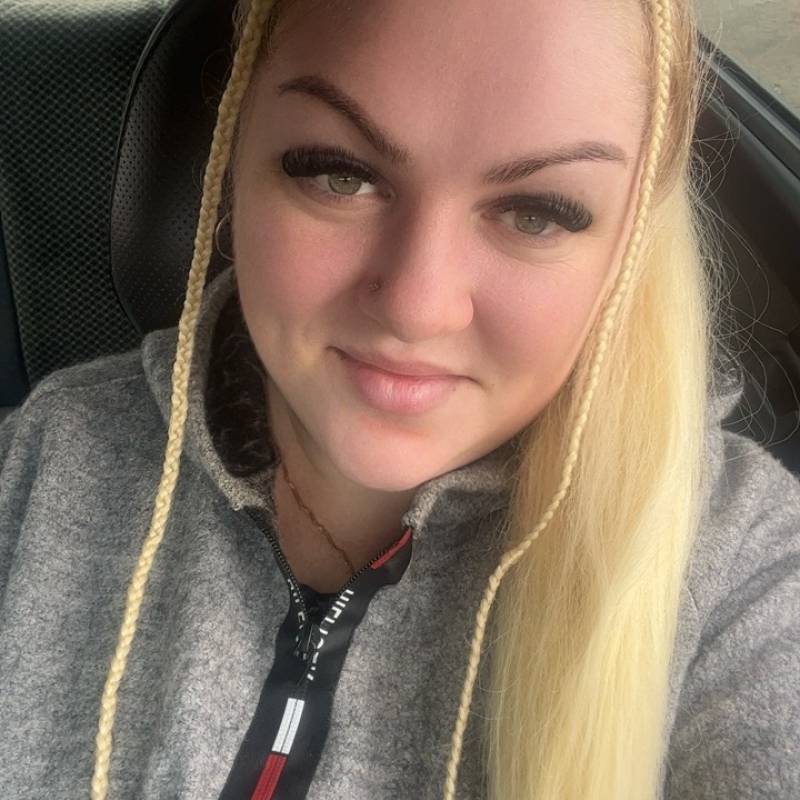 Anna, 35, Ghabrah