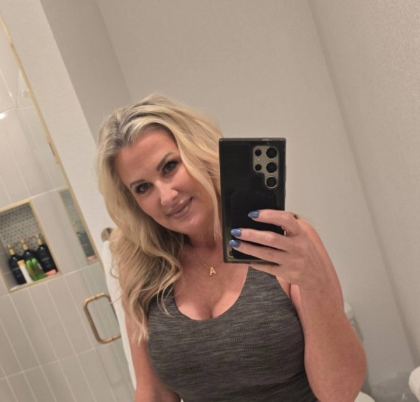 Anni, 40, Szigetvr