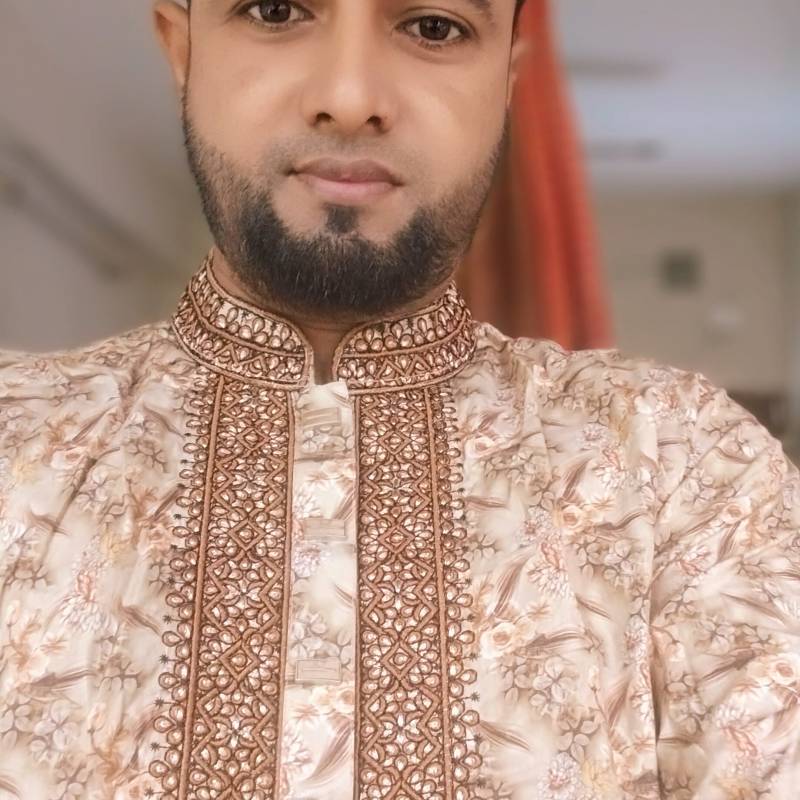 Abir, 32, Moribila