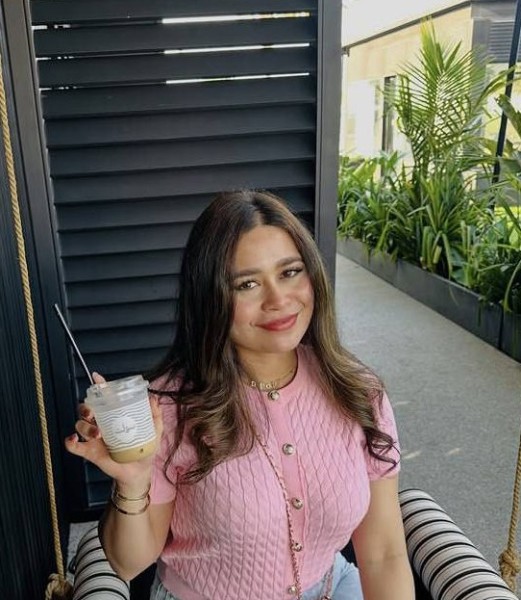 Hannah, 41, Skhirate