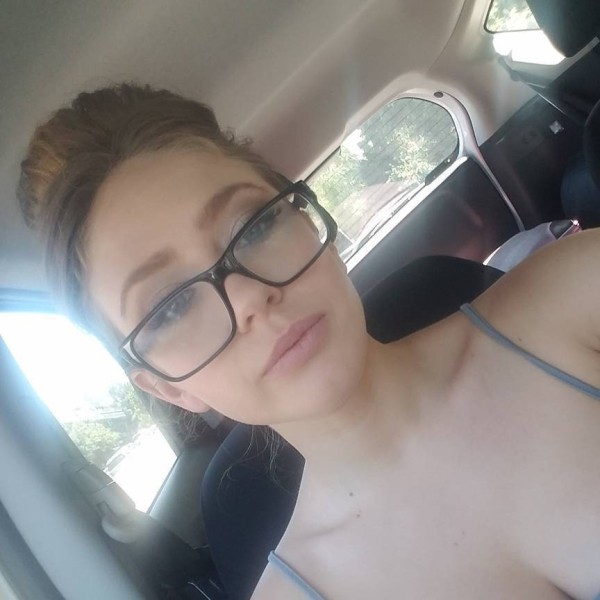 Irene, 28, Serhetabat