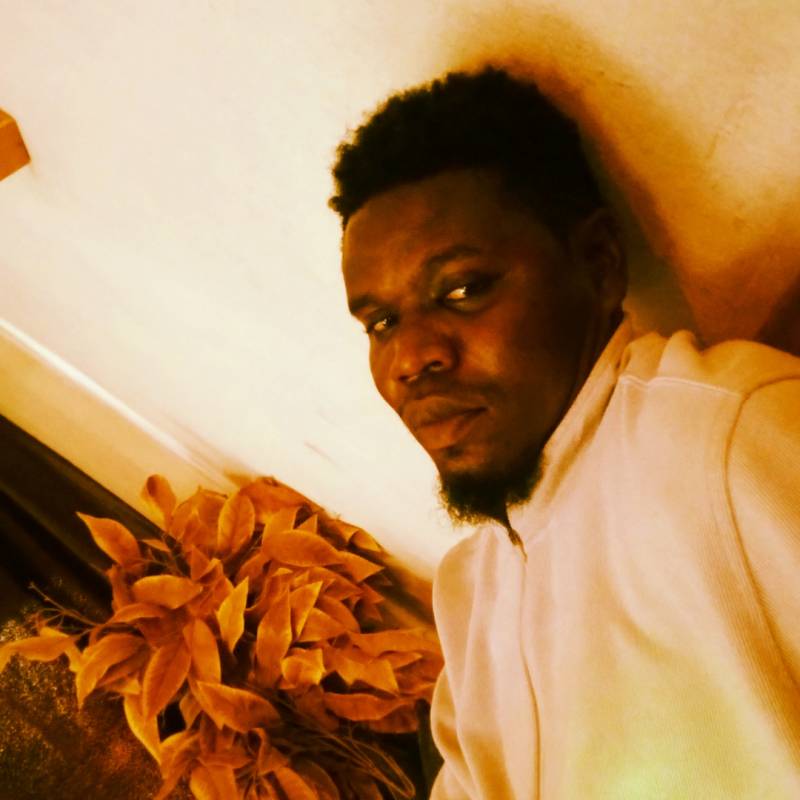 Taiwo, 56, Nirna
