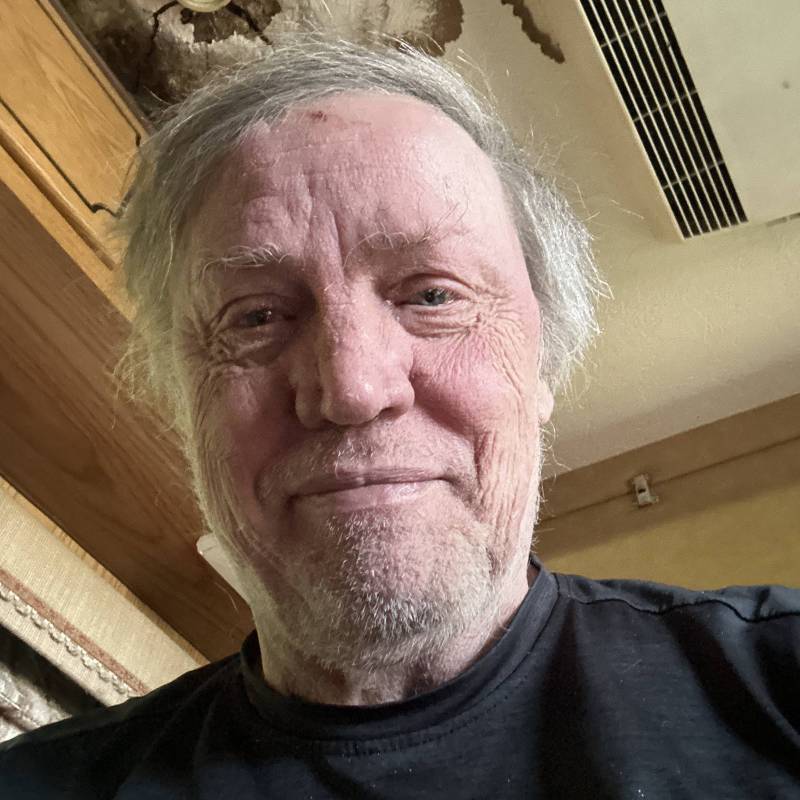 Houston, 75, Landsmeer