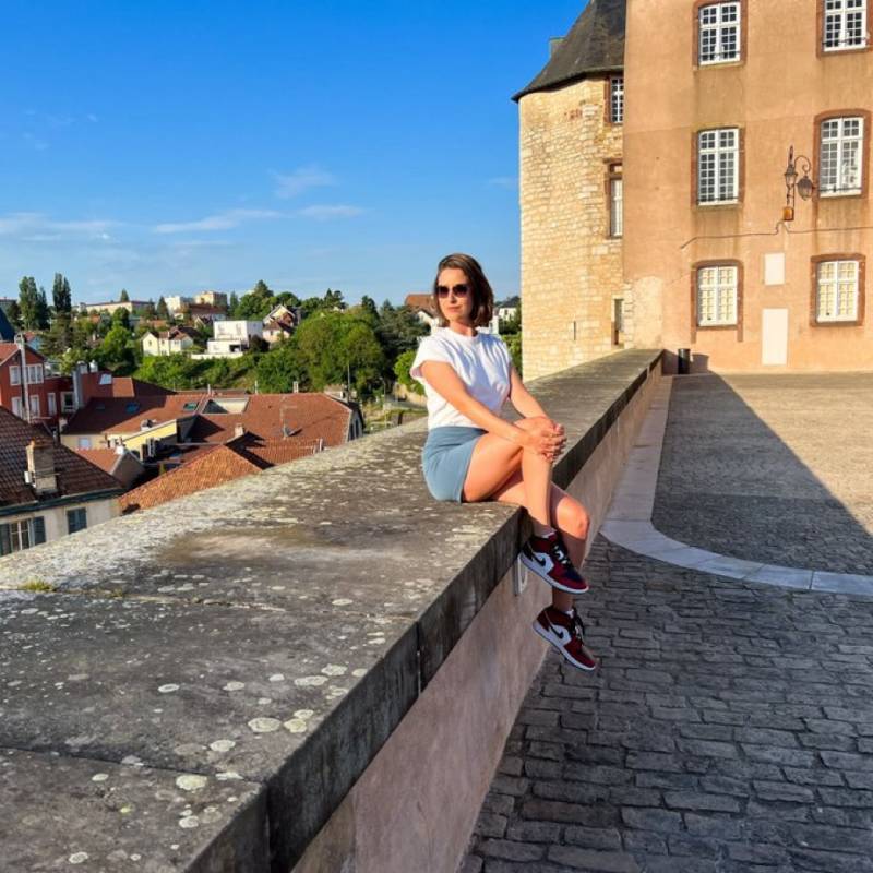 Sandrine, 18, Gansu