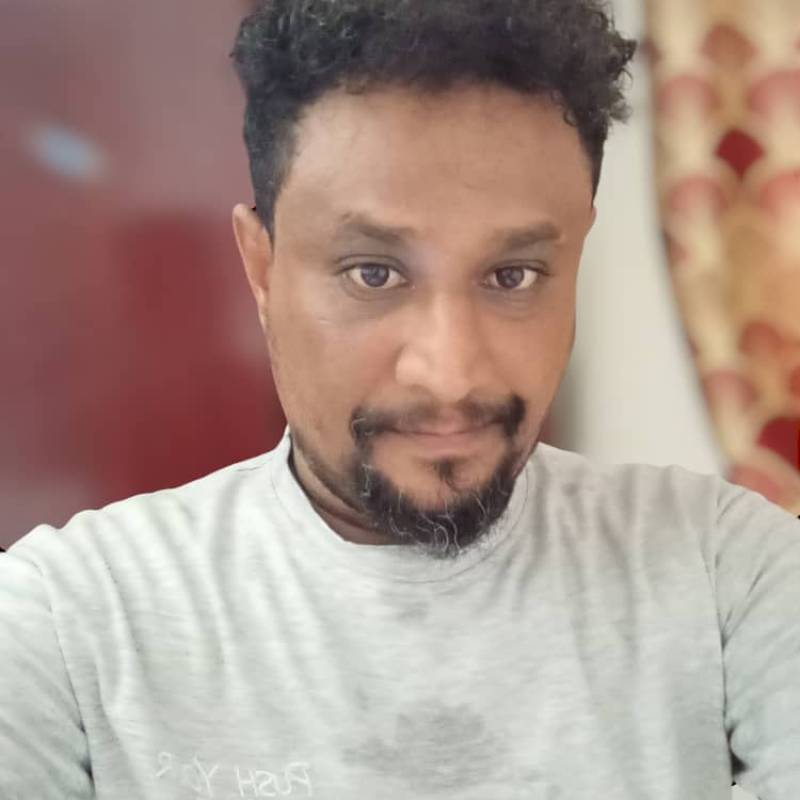 Mohamed, 18, Temara
