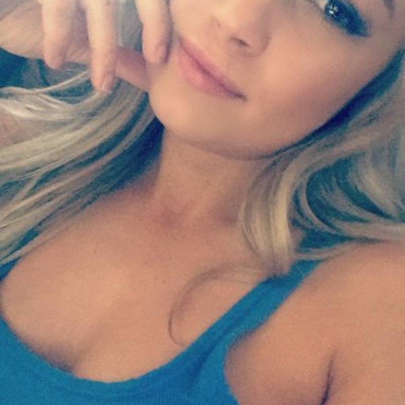 Roselyn, 41, Edgewood