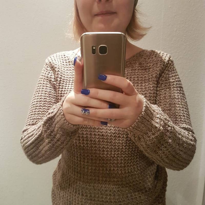 Elina, 27, Soalkuchi