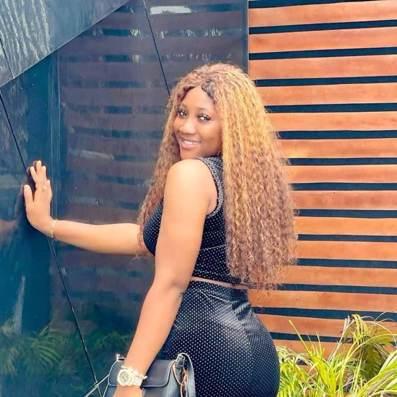 loveone, 28, Romab