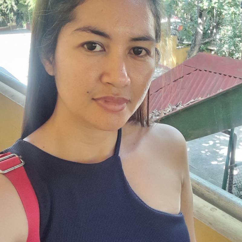 Regina, 40, Tanore