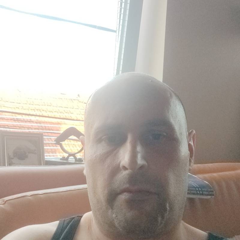 Nenad, 43, Guskhara