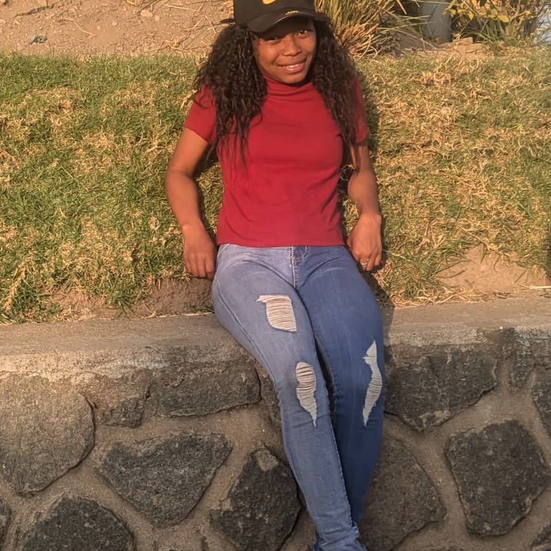 Stella, 27, Kty