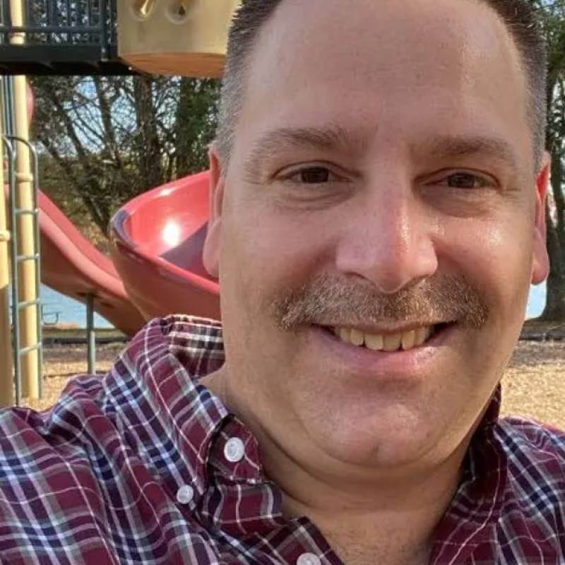 Ross, 61, Virapperumanallr