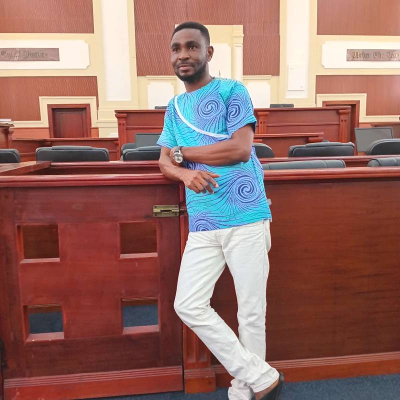 Matthew, 39, Malo