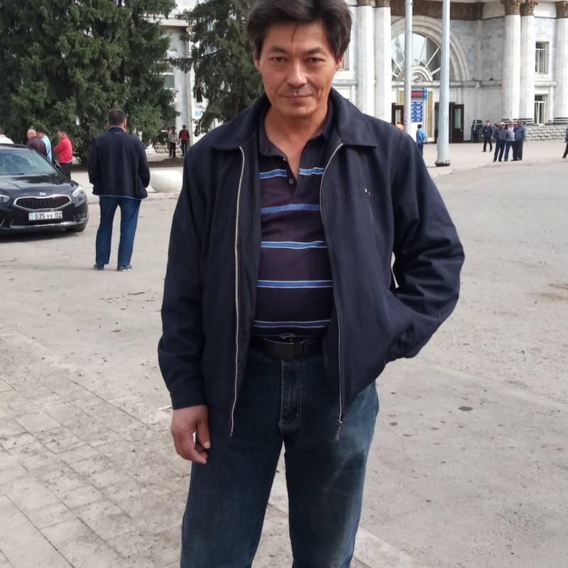 Арон, 60, Sujapur