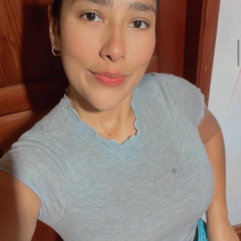 Laura, 41, Orai