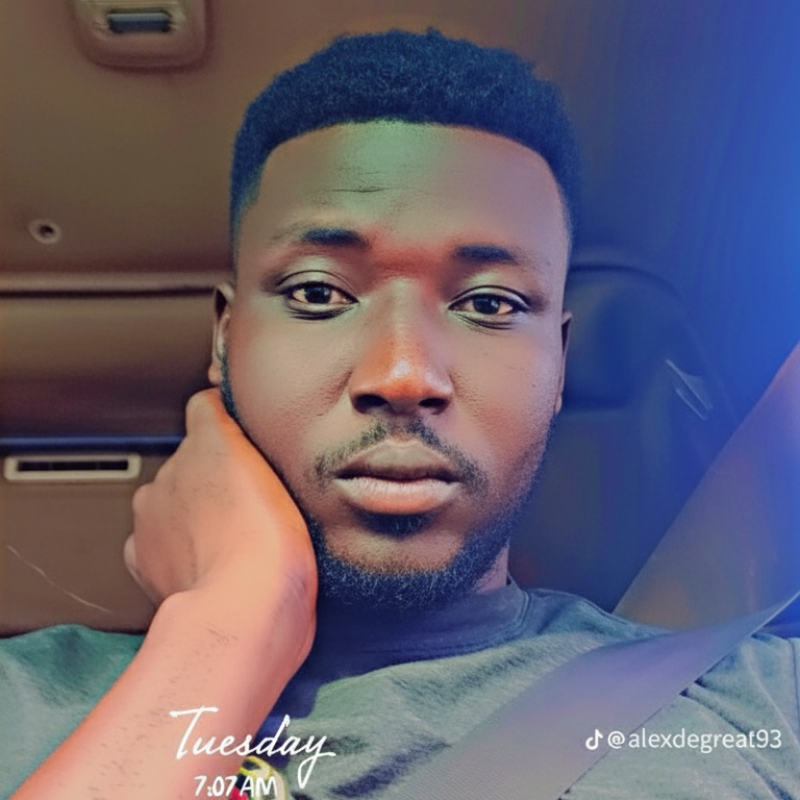 Alex, 32, Gatada
