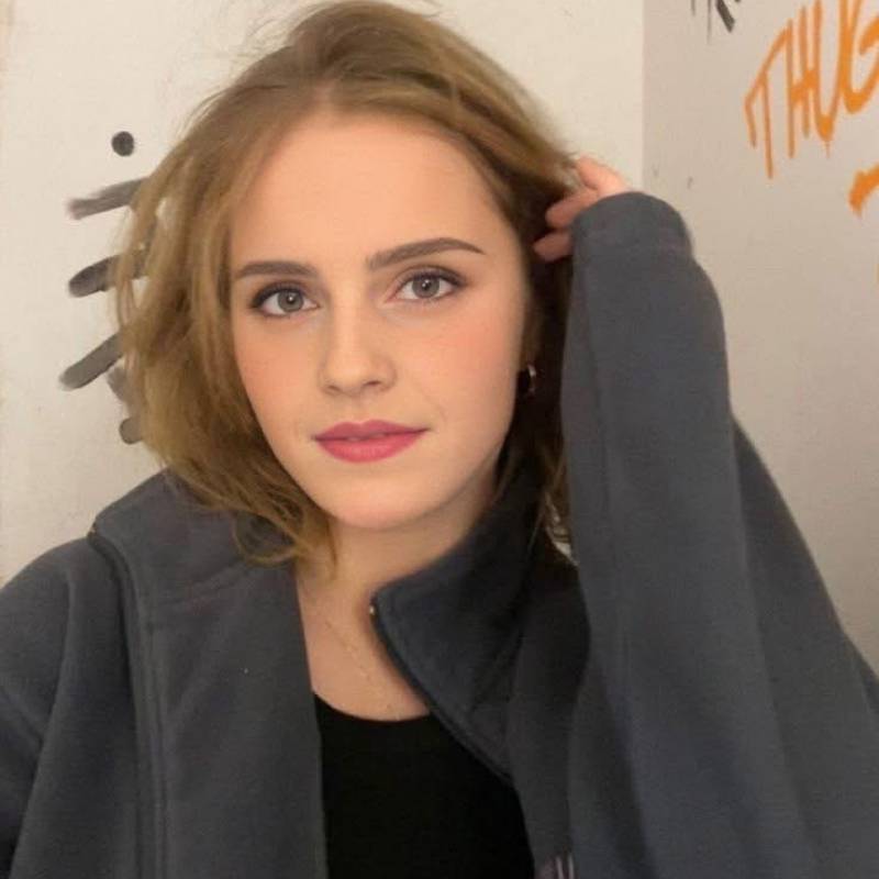 Emma Waston, 36, Sebba