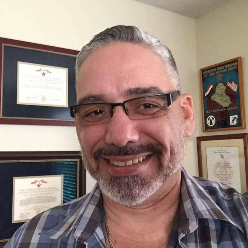 lucky, 58, Tacan