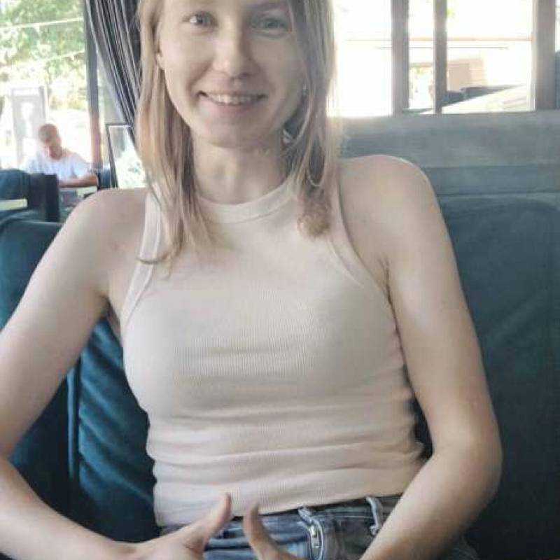 Anhelina, 35, Berkhampstead