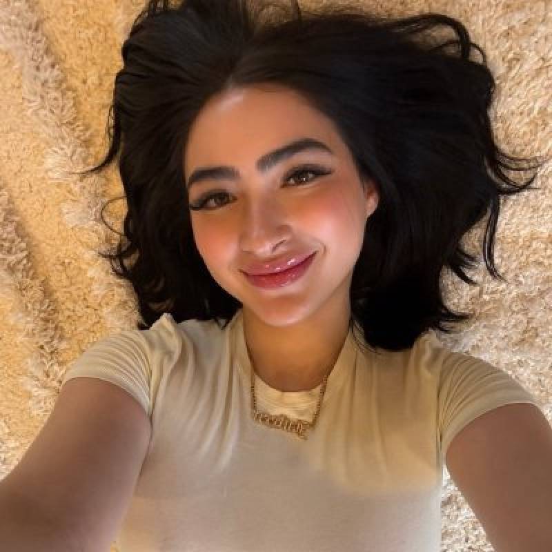 Amber Jones, 29, Qobustan