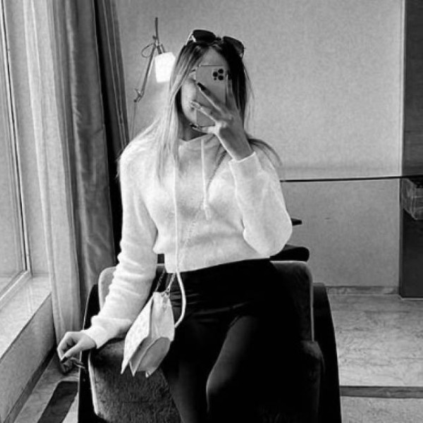 amina, 35, Pli