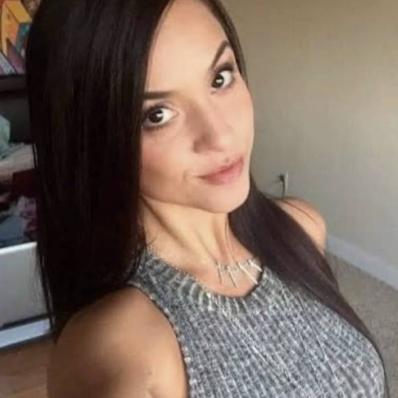 Okra, 35, Barnoi