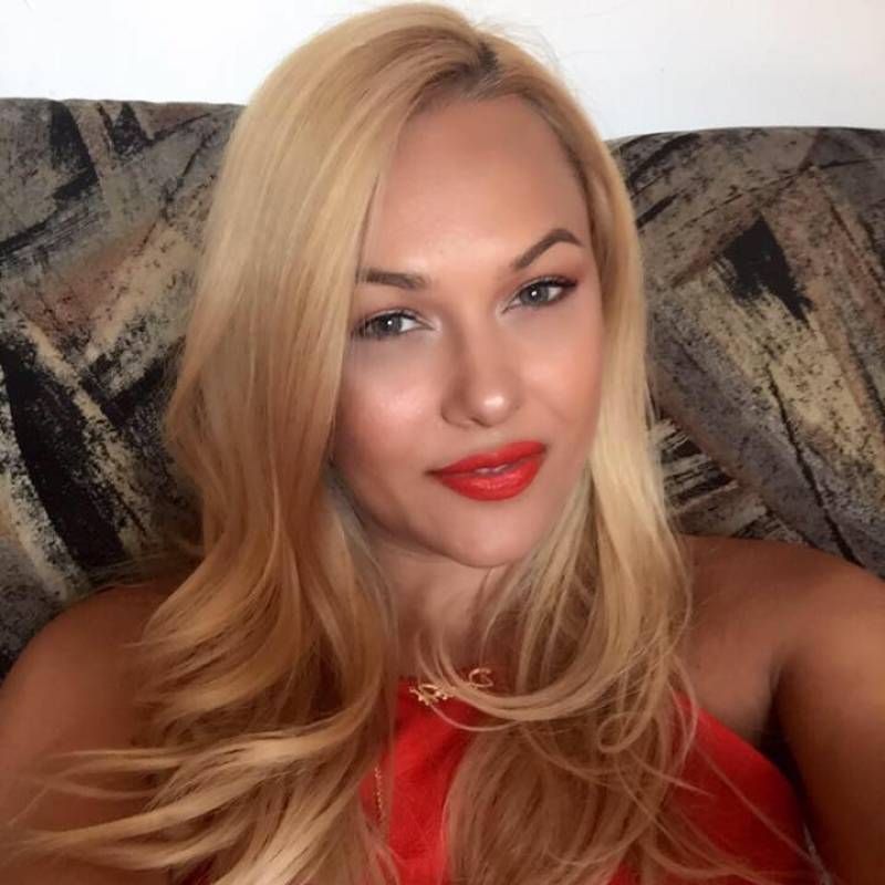 Sandra, 36, Ghedi