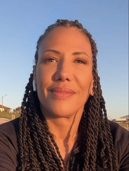 Lucy, 45, Tutume