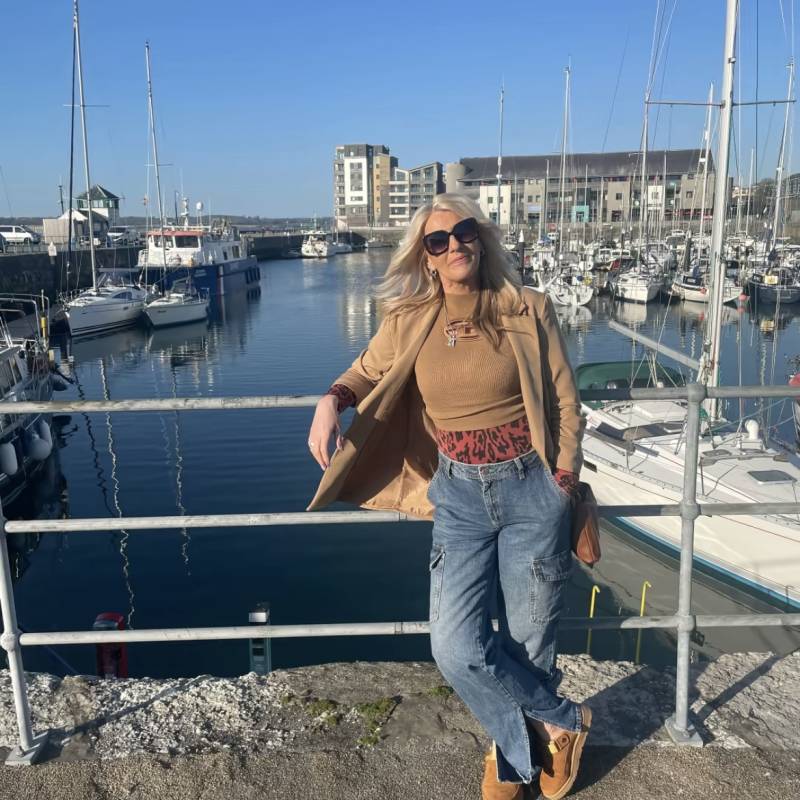 Tania, 45, Montreuil