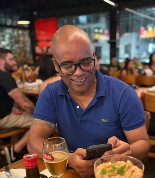 Roberto Carlos, 49, Moron