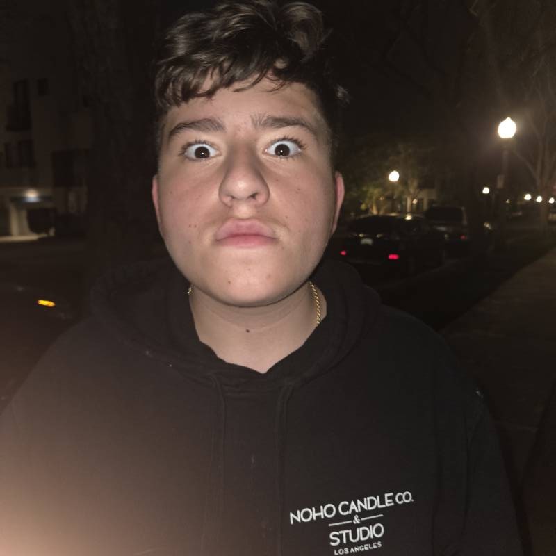 Dan, 30, Medikunda