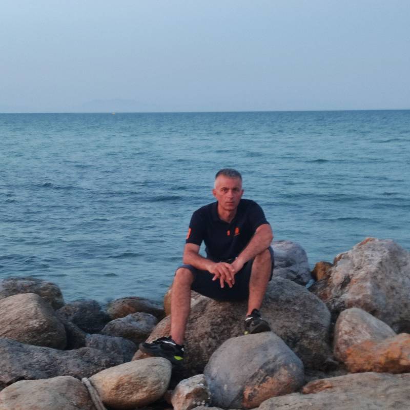 Pedja, 46, Kh