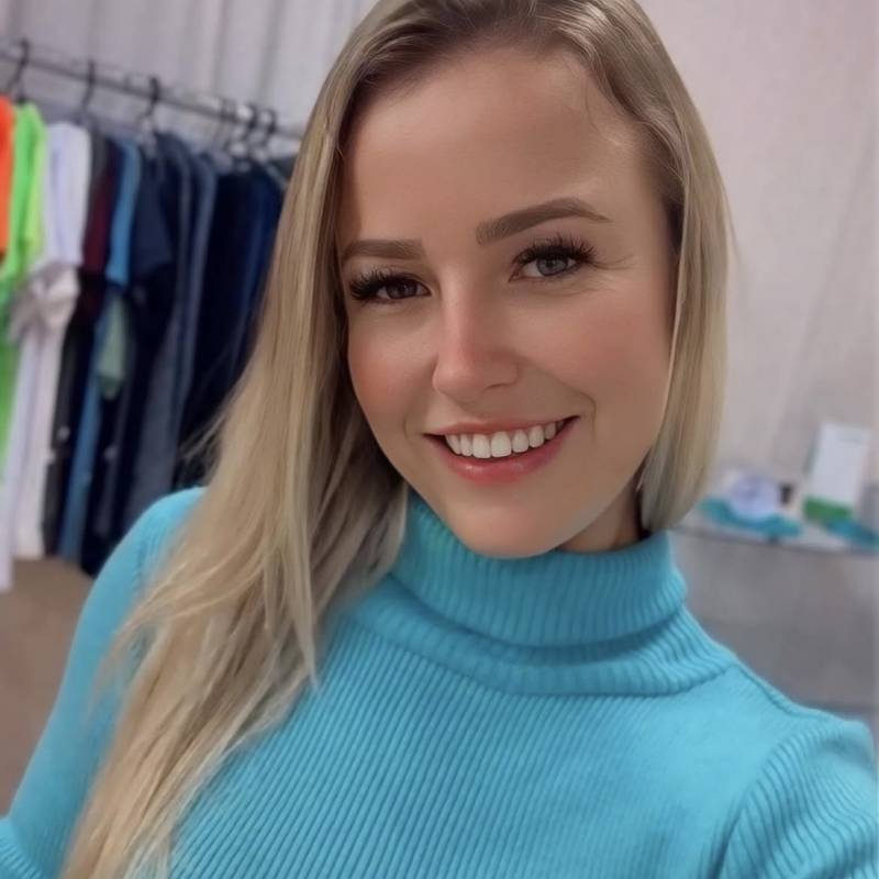 Jessica, 33, Rende