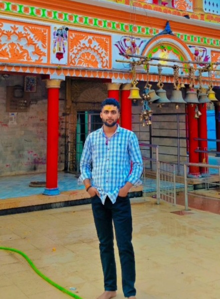 Raushan, 22, Bamako