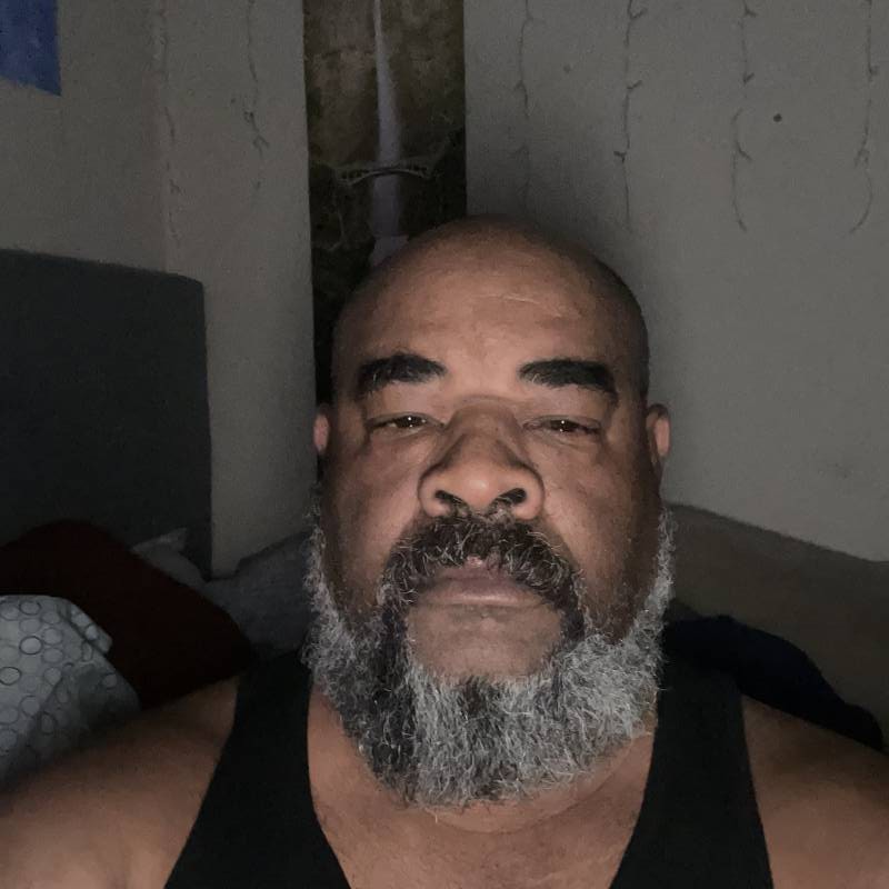 Albert, 57, Nainijor