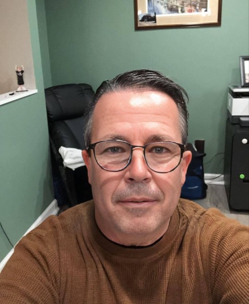 Austin Scott, 64, Beyleqan