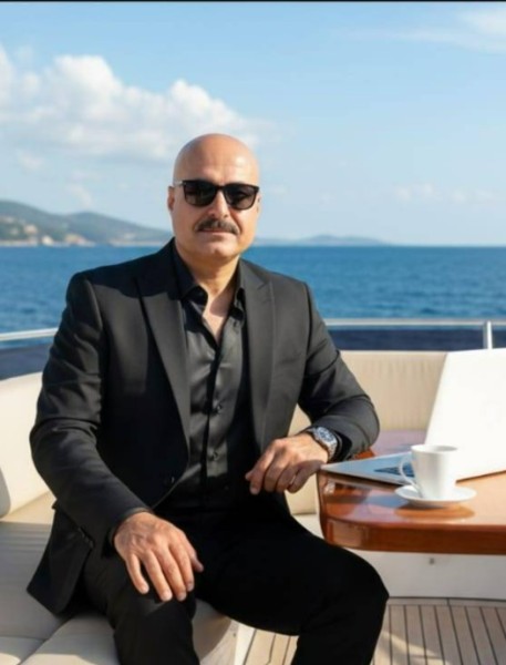 Ahmad, 54, So Lus