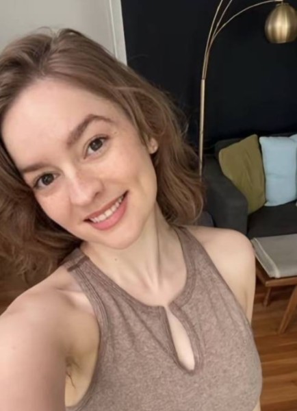 Mary moody, 29, Comodoro