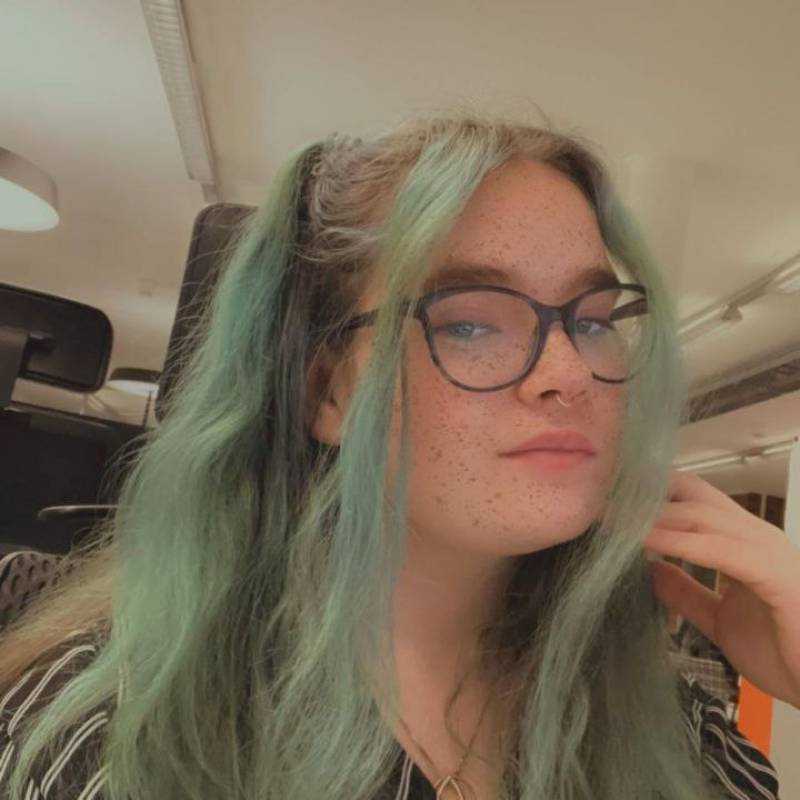 catherine, 25, Athim