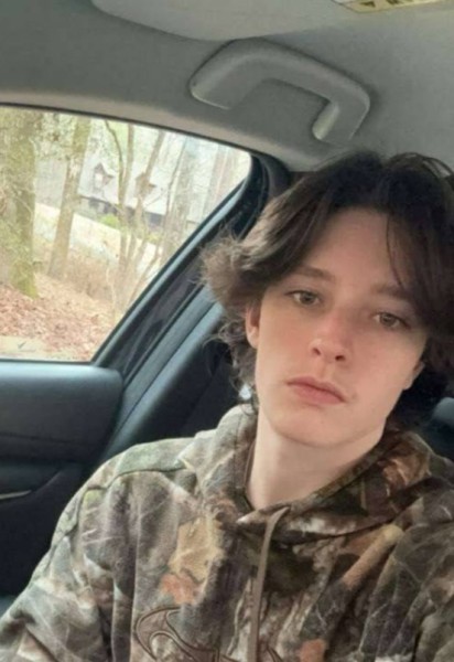 Cole, 39, Begampur
